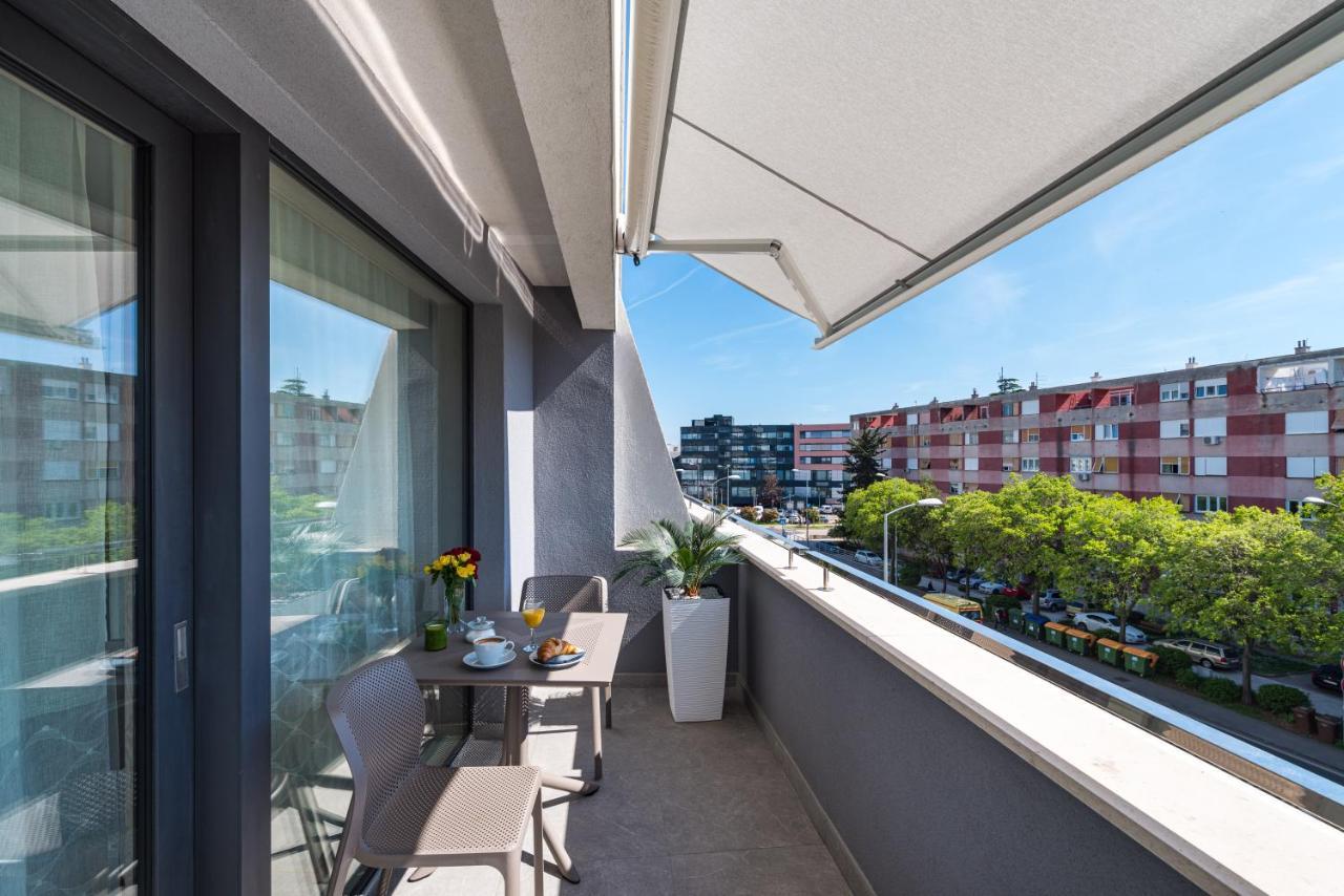 D-Apartment - With Garage And Balcony Zadar Exteriör bild
