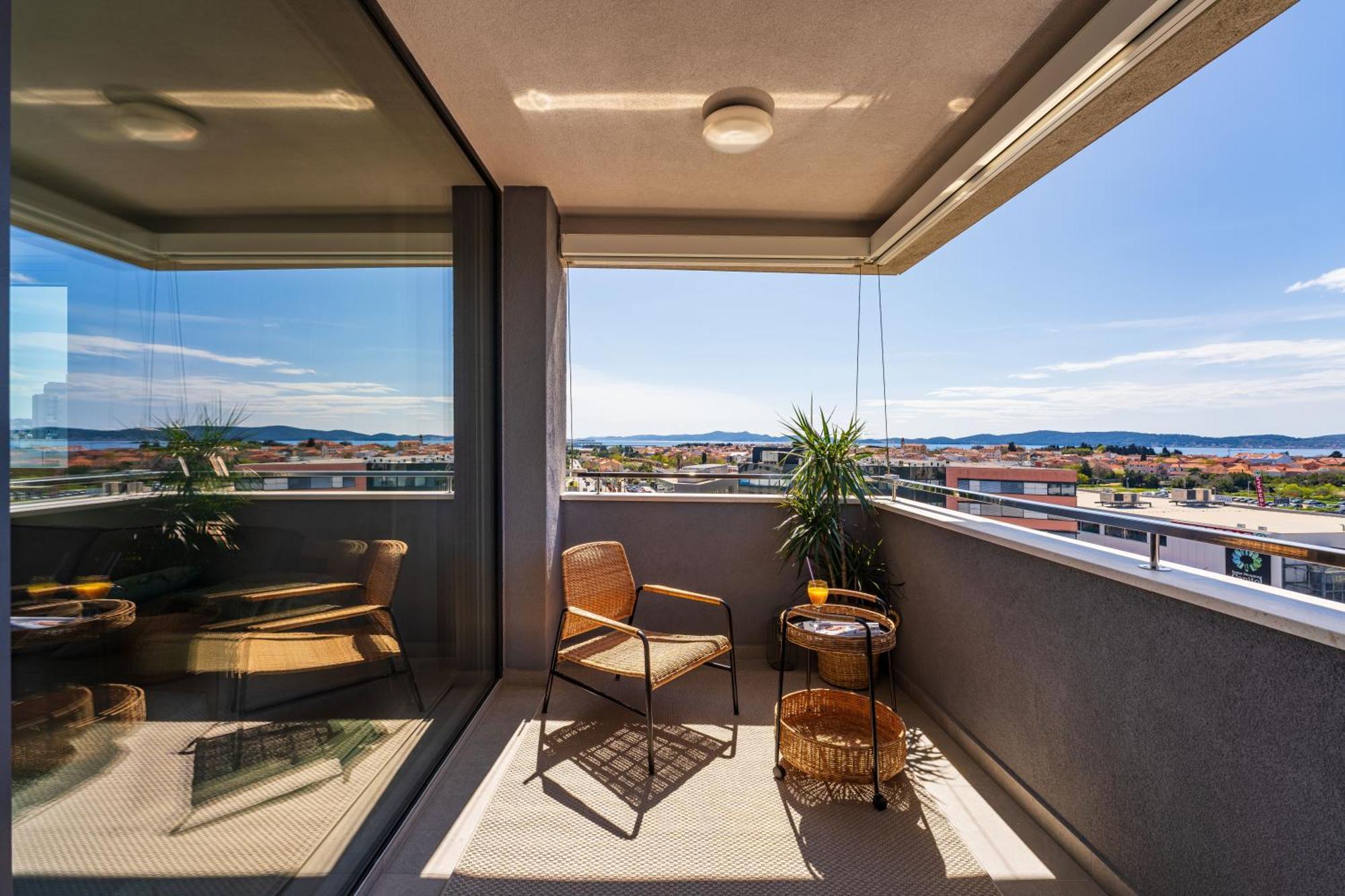 D-Apartment - With Garage And Balcony Zadar Exteriör bild